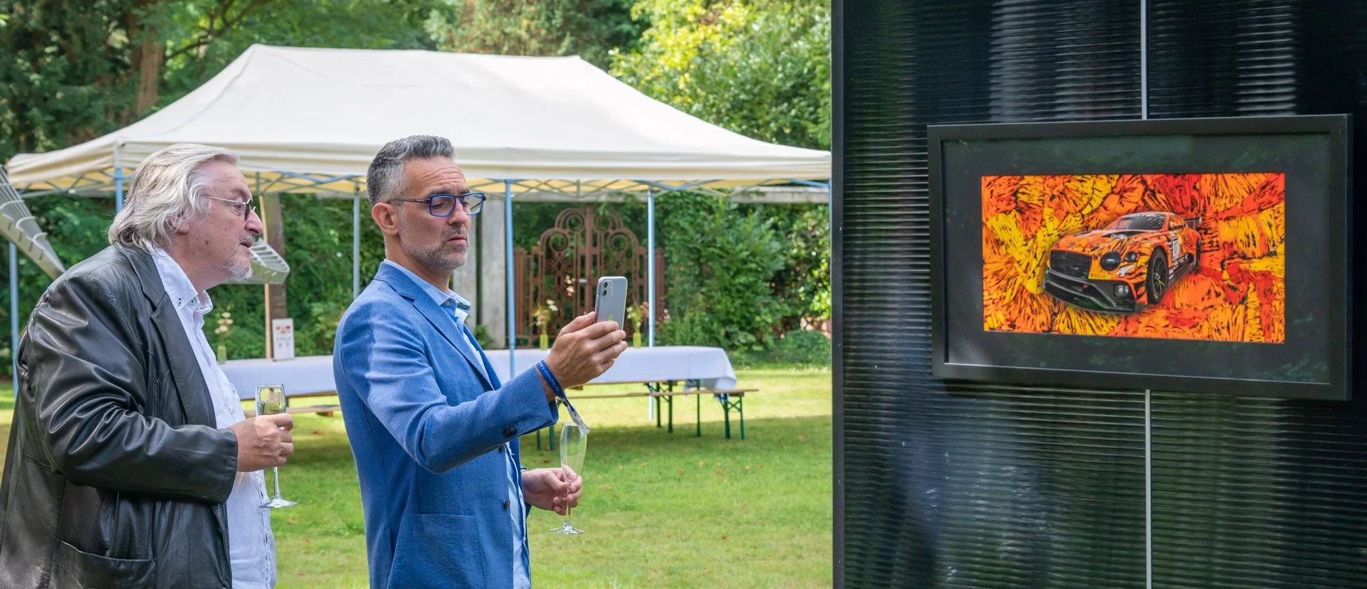 Michel Watthieu et Fabrice Milioni à la Summer Party Fondation Boghossian par un photographe à Bruxelles