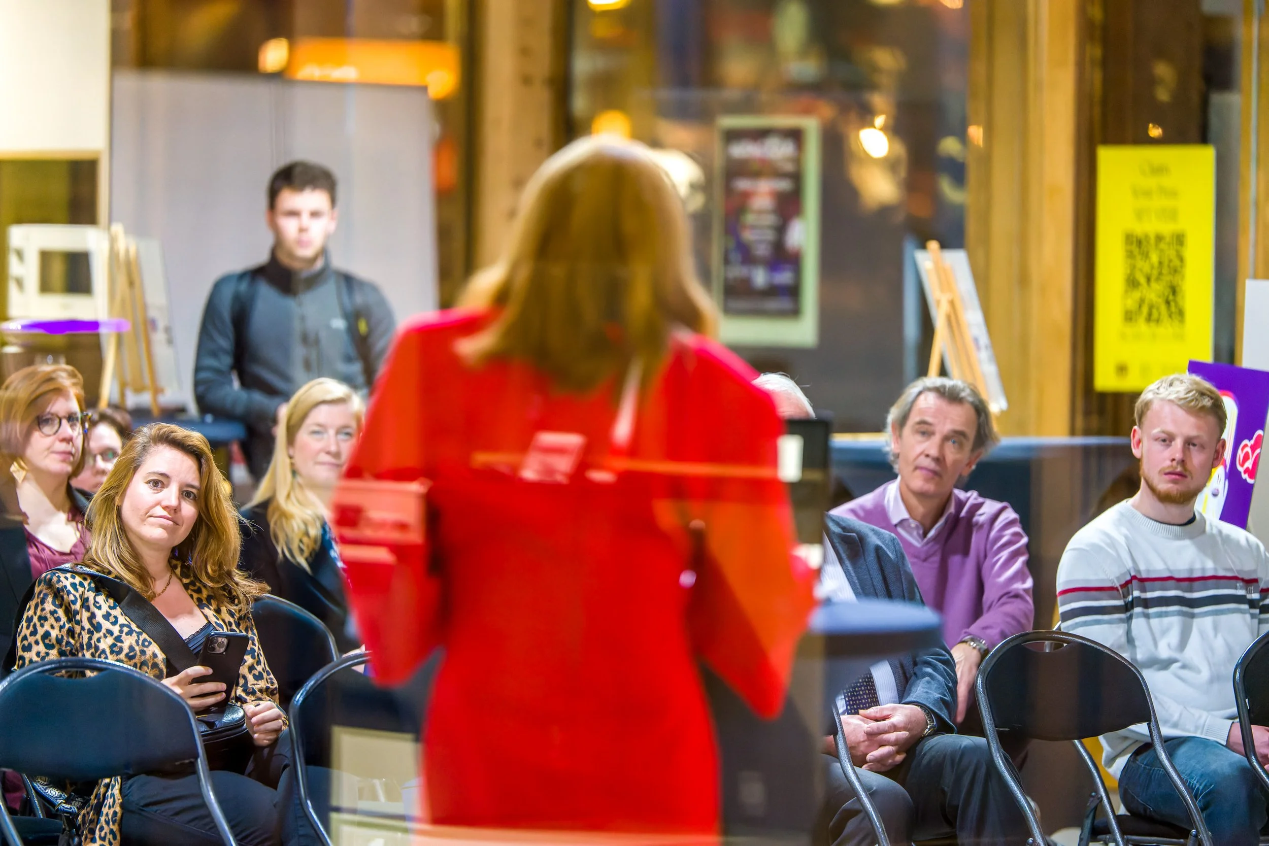 LECTURE BY TYPHANIE AFSCHRIFT AT THE BXL.ART-NFT.GALLERY