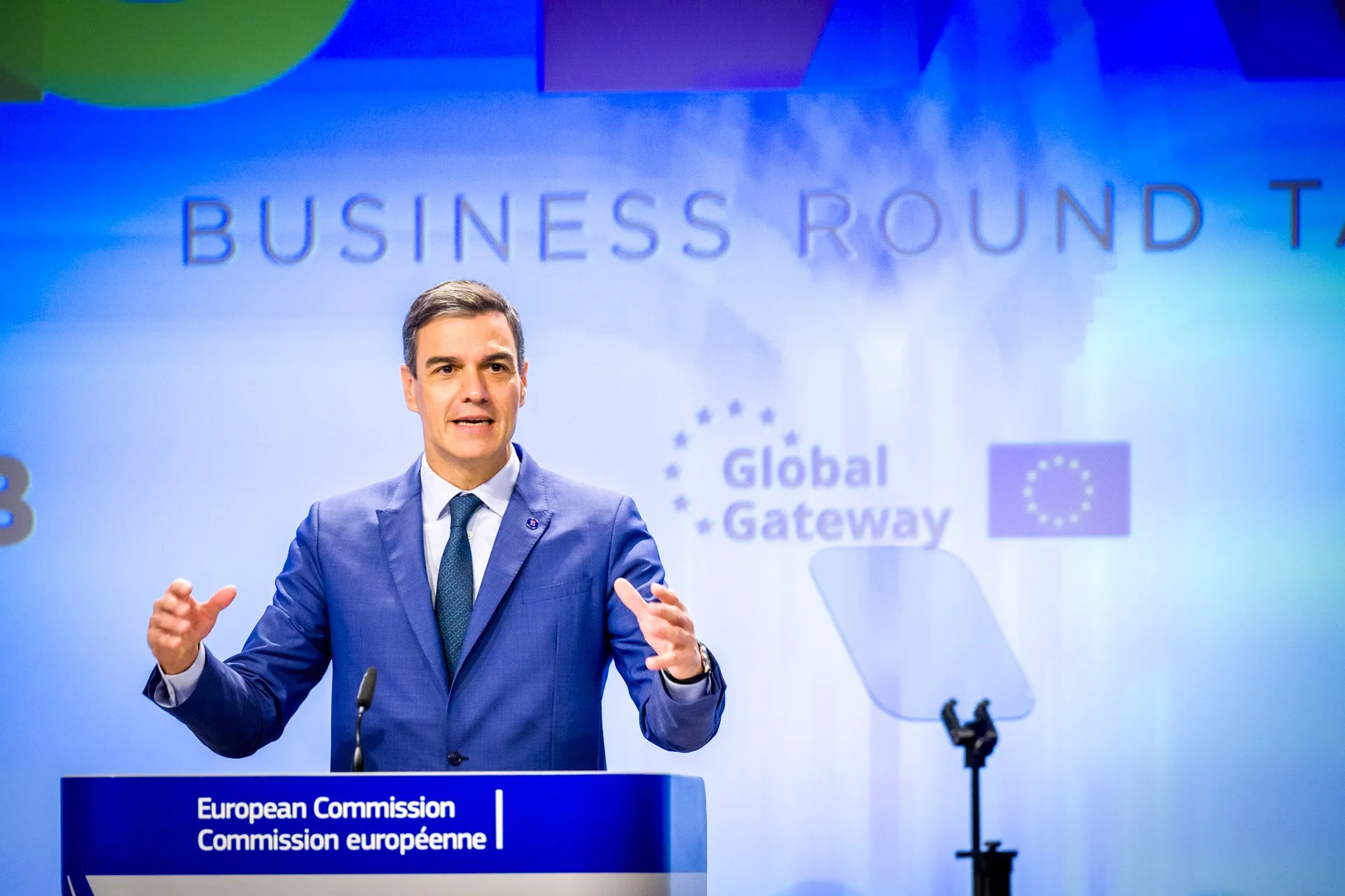 Photographe professionnel à Bruxelles, photo de Pedro Sanchez pendant son discours